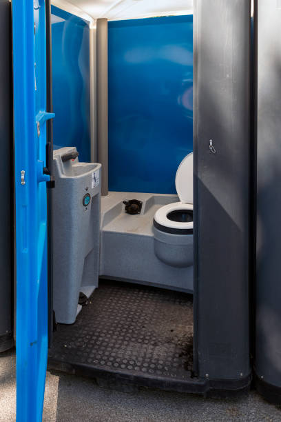 Best Portable restroom trailer rental  in Tonkawa, OK